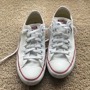 converse chuck taylor low tops